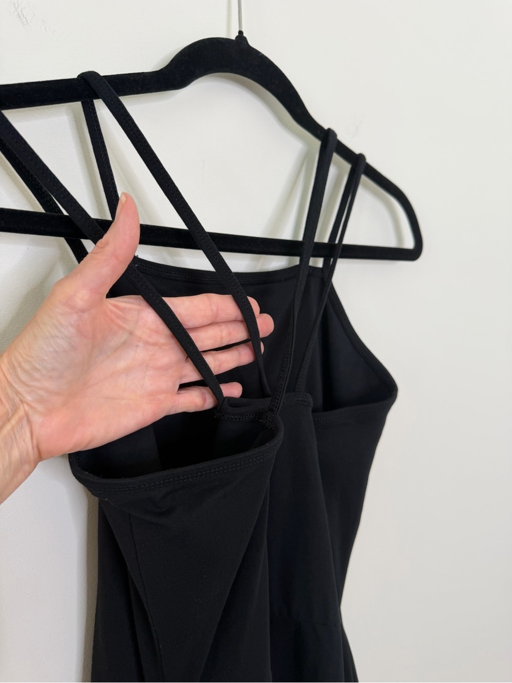 Elegant Double-Strap Black Midi Dress - Picture 6 of 11
